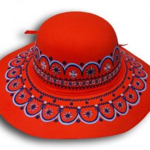 Joli chapeau feutre entièrement peint à la main 'Rouge baiser'
